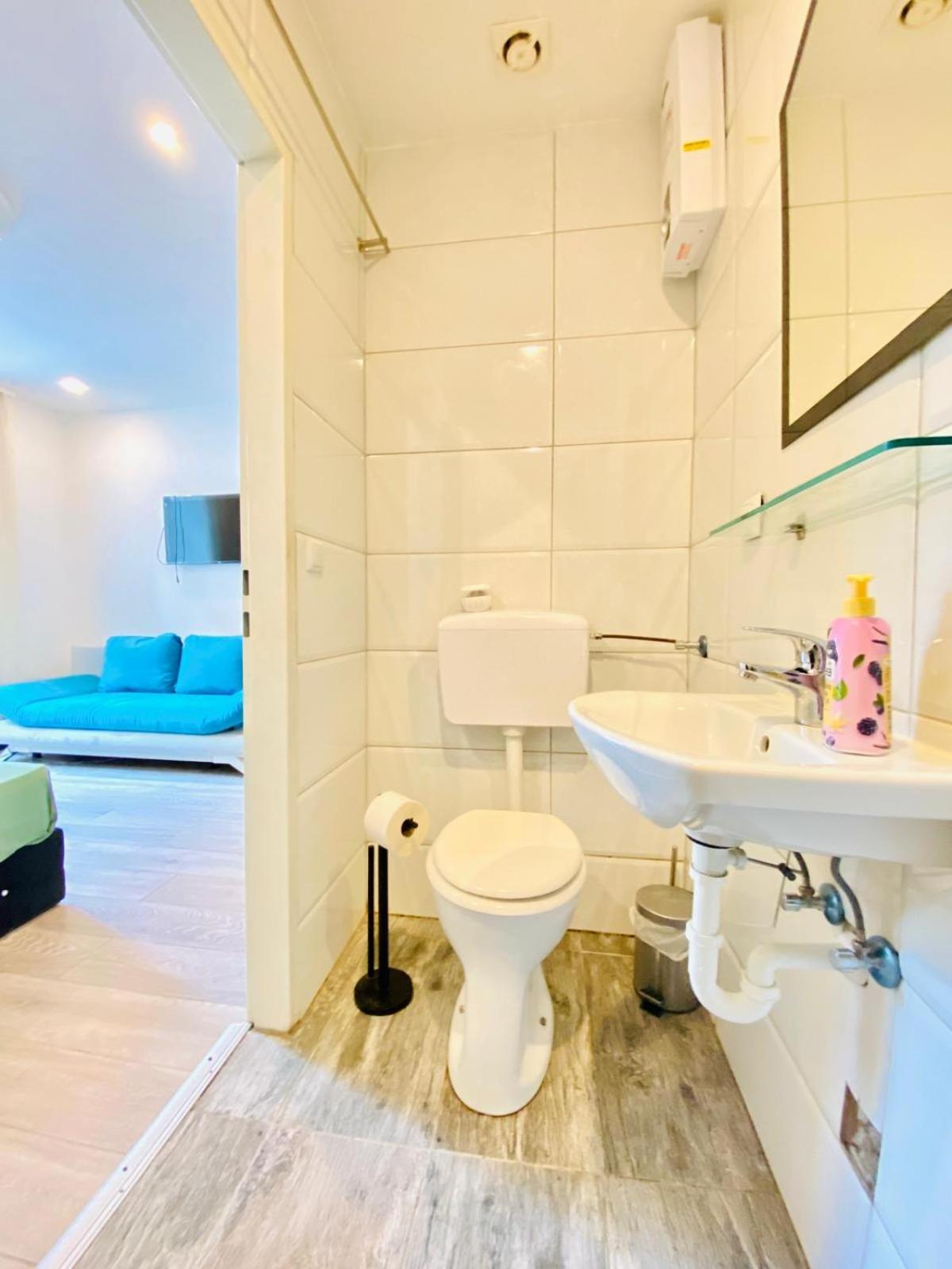 Cute 1Br Apt - 10 Mins Walk From Downtown Viena Exterior foto